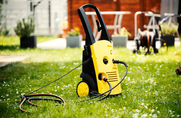 Best Vinyl Siding Pressure Washing in Uhrichsville, OH